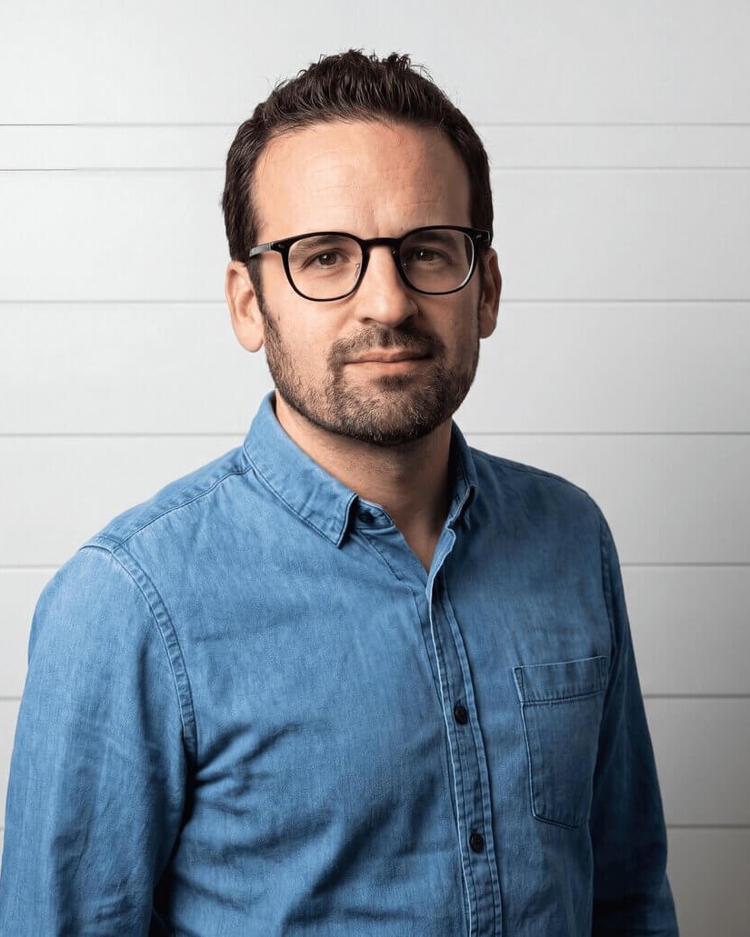 Porträt von Luca Eugster, eidg. anerkannter Psychotherapeut und Supervisor in Zürich